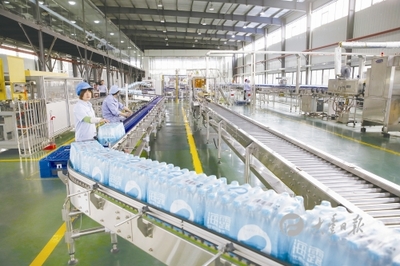 豐海新能源推出'海露'純凈水新包裝瓶，推動海水淡化與資源再生利用技術(shù)發(fā)展